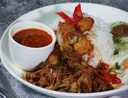 Nasi Ayam Bawang